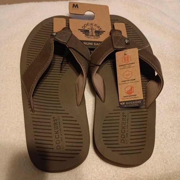 Dockers Other - Dockers Thong Sandals